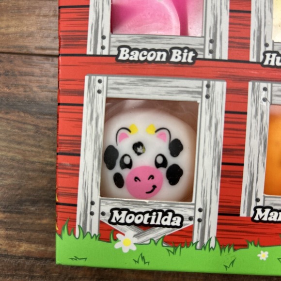 Nee Doh Farmyard Squishkins Animals Pig, Cow, Chicken, Horse NeeDoh 4 Pieces NEW - Picture 4 of 10